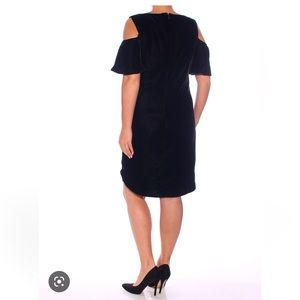 NWT LAUREN by Ralph Lauren. Black crush velvet dress. Size 4.